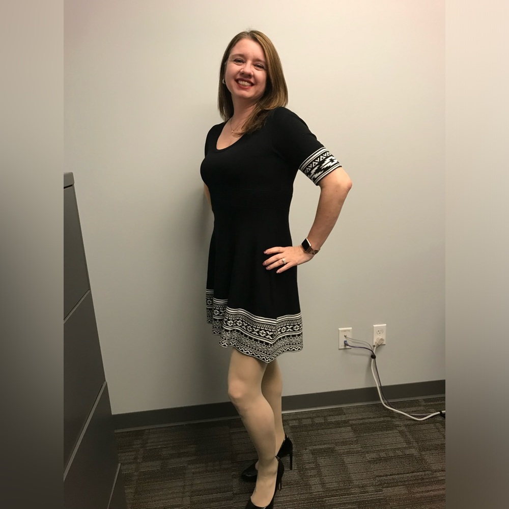 Business professional, party, dinner out. This dress is pretty and comfortable